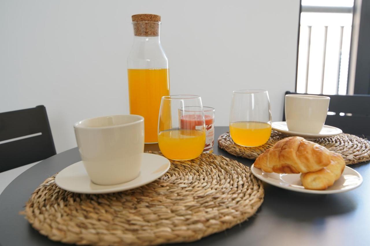 Bet Apartments - Suites Puerto บาเลนเซีย ภายนอก รูปภาพ