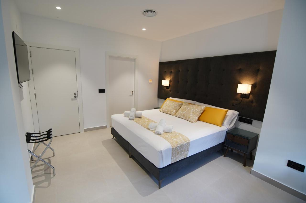 Bet Apartments - Suites Puerto บาเลนเซีย ภายนอก รูปภาพ