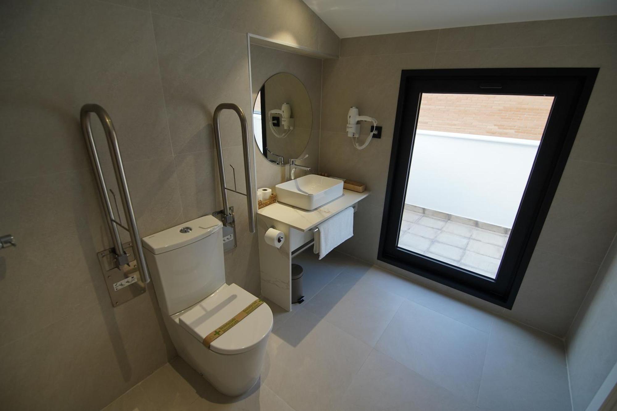 Bet Apartments - Suites Puerto บาเลนเซีย ภายนอก รูปภาพ