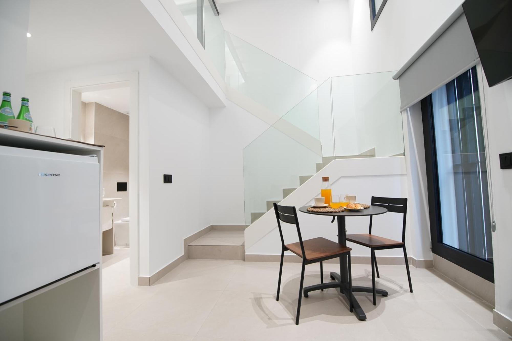 Bet Apartments - Suites Puerto บาเลนเซีย ภายนอก รูปภาพ