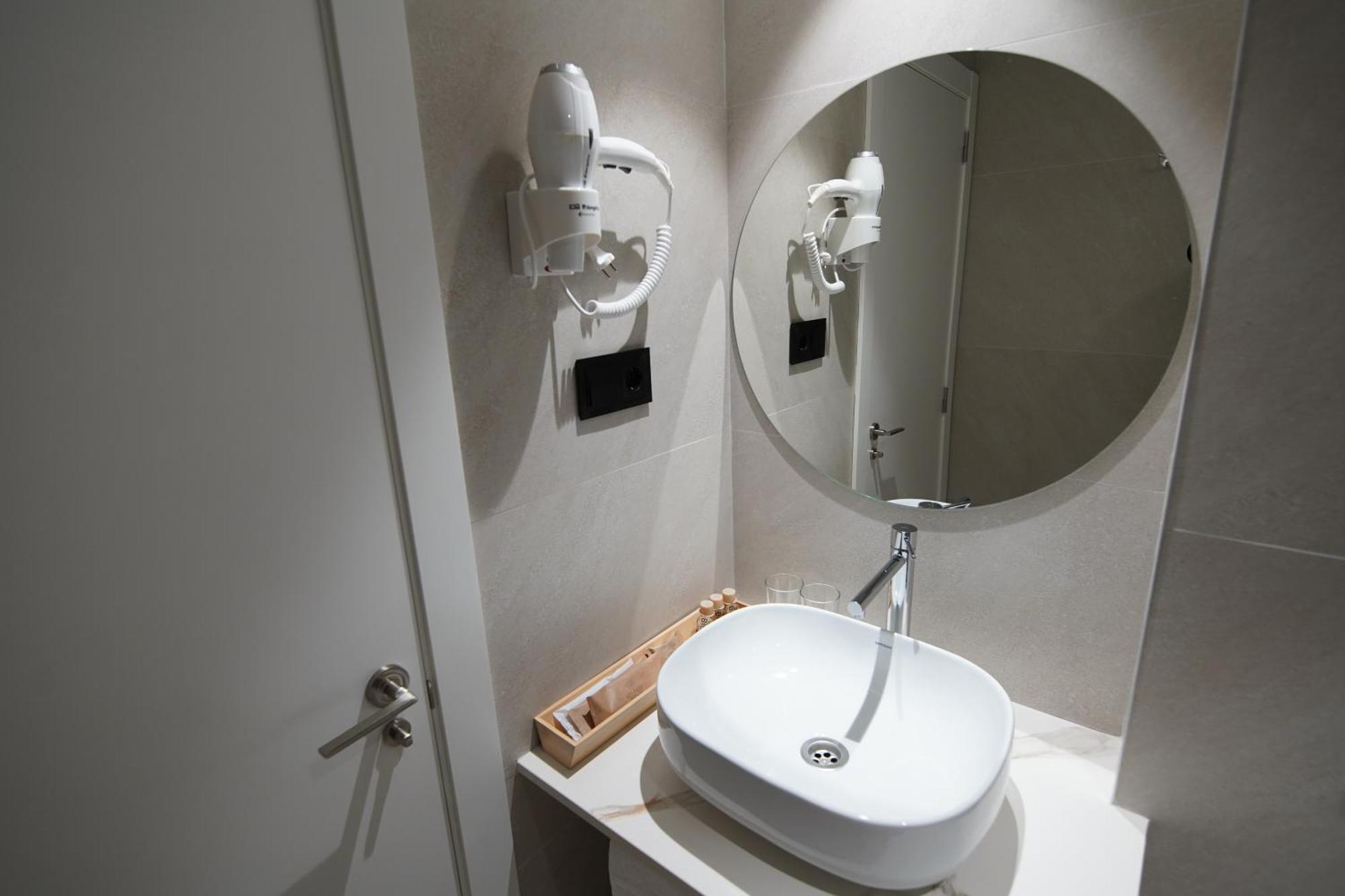 Bet Apartments - Suites Puerto บาเลนเซีย ภายนอก รูปภาพ