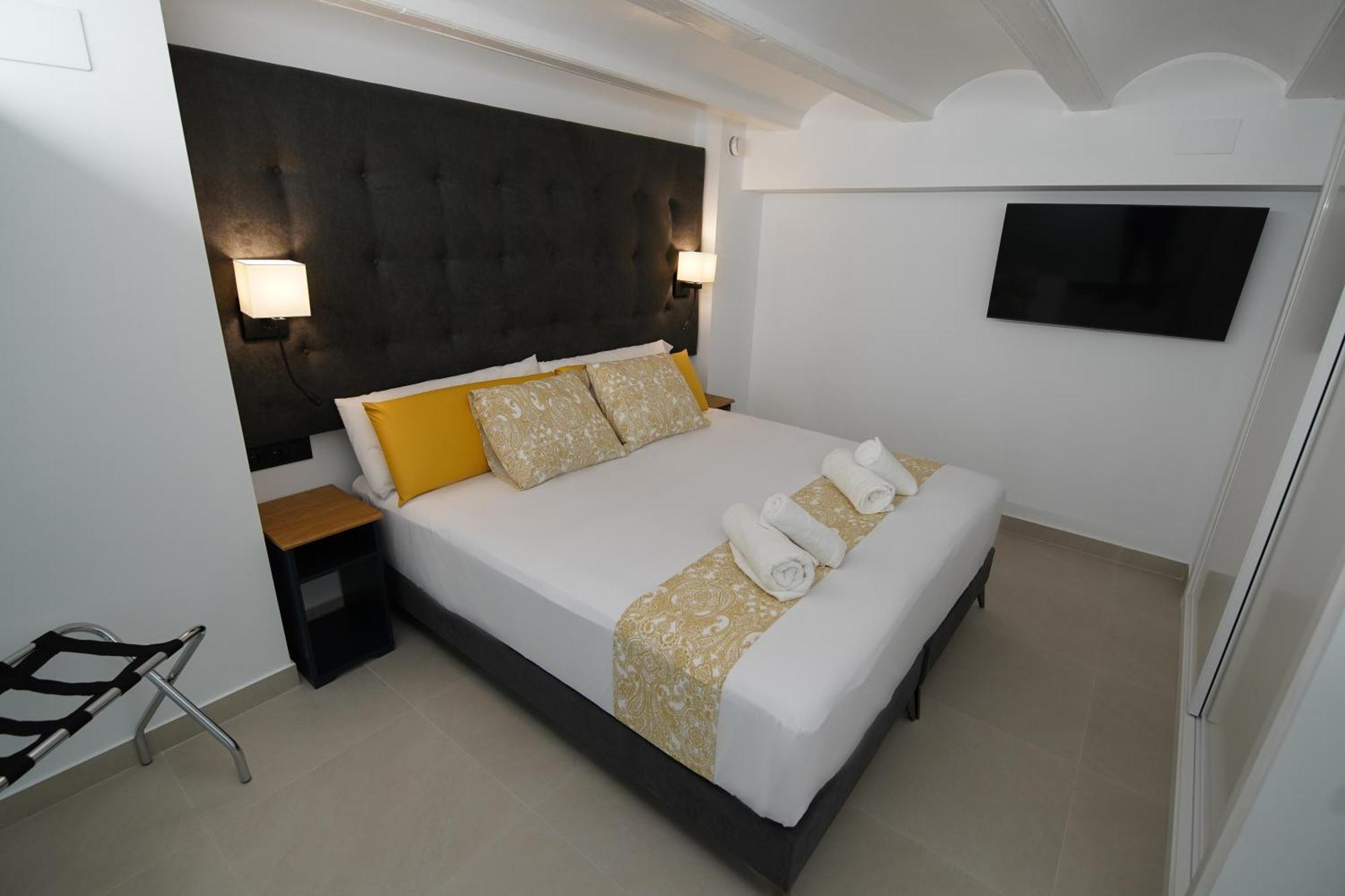 Bet Apartments - Suites Puerto บาเลนเซีย ภายนอก รูปภาพ