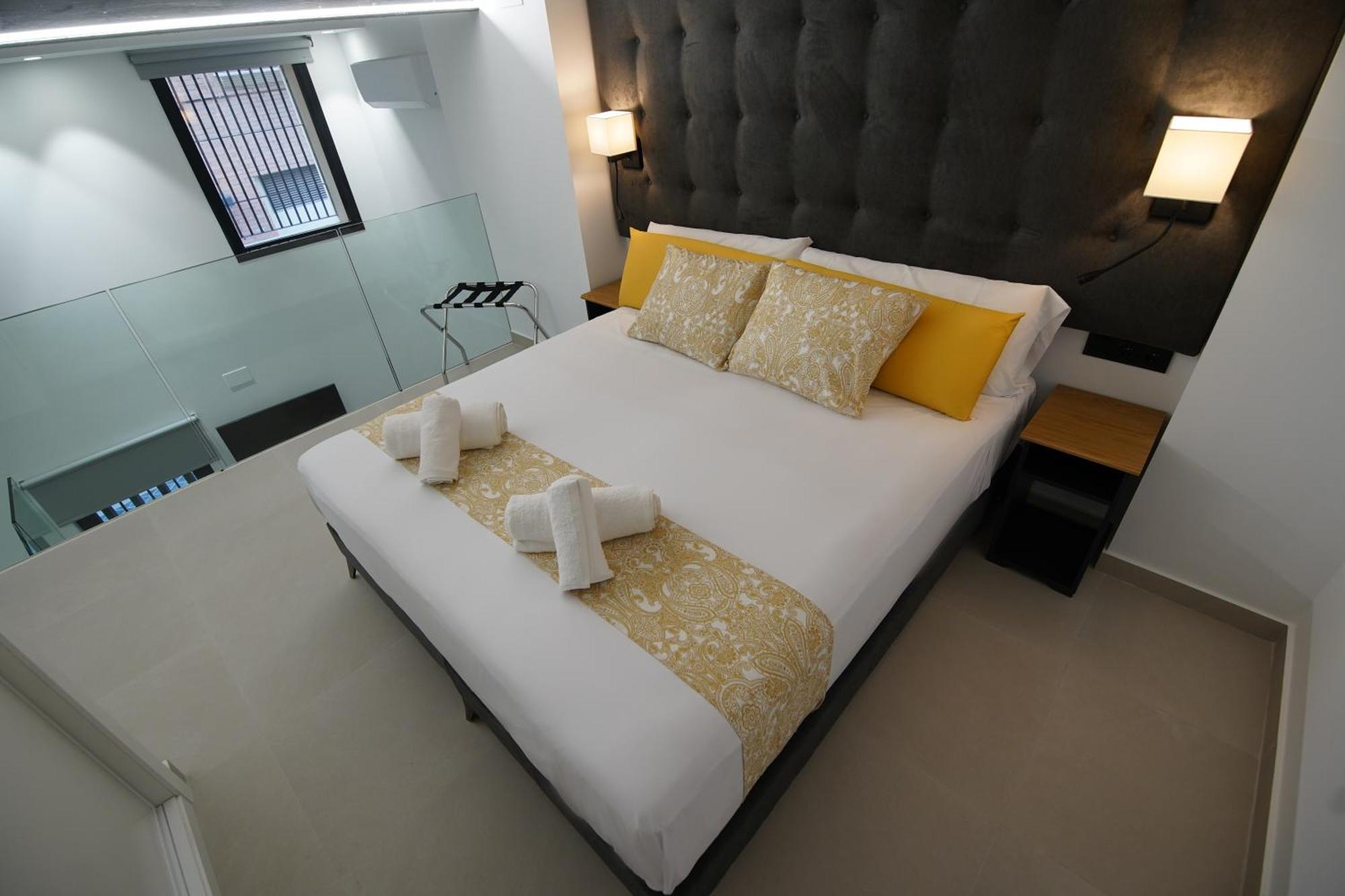 Bet Apartments - Suites Puerto บาเลนเซีย ภายนอก รูปภาพ